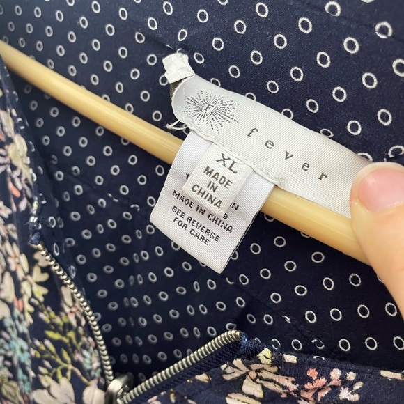 Fever Blue Floral Long Sleeves Zip Up Gathered Hem Relaxed Lightweight Jacket - Picture 2 of 14